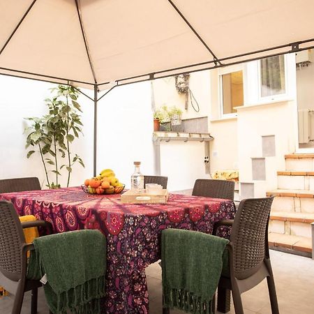 PISO CON PATIO PRECIOSO Al LADO DEL AYUNTAMIENTO Bilbau Exterior foto